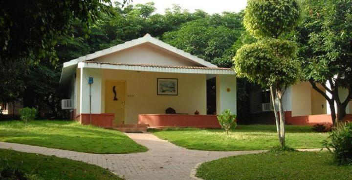 Pragati Resorts Kundakal Buitenkant foto